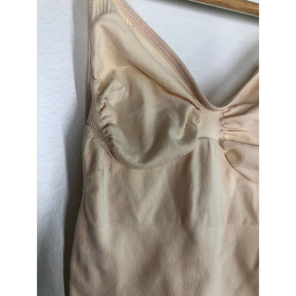 SKIMS  Seamless Sculpt Bodysuit in CLAY Small/Medium NWOT - Picture 7 of 11